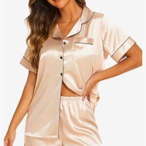 Women’s small silk pajama short sleeve top